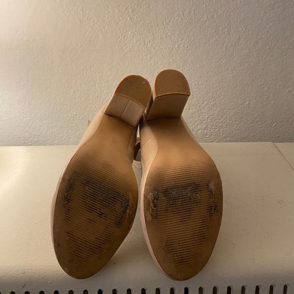 Steve Madden Block Heels - with Strap - Picture 5 of 5